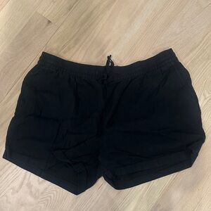 Old Navy Black Women's linen like Shorts